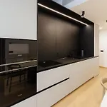 Daire Skypark Luxe With Balcony Bratislava
