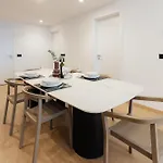 Daire Skypark Luxe With Balcony