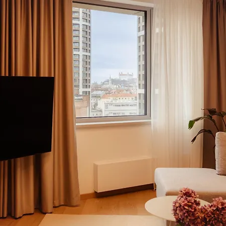Апартаменты Skypark Luxe With Balcony *