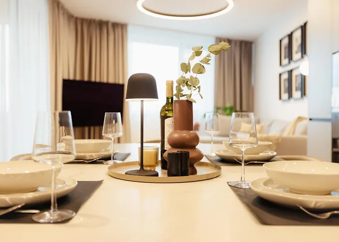 Skypark Luxe With Balcony Apartman *