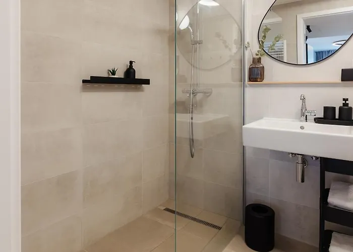 Skypark Luxe With Balcony Pozsony