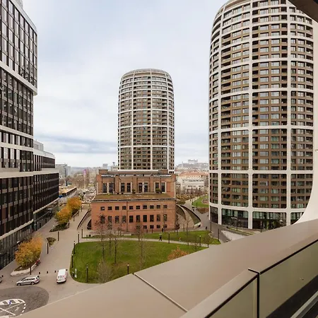 Skypark Luxe With Balcony Bratislava