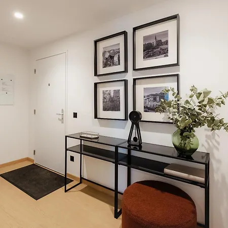 Skypark Luxe With Balcony * Bratislava